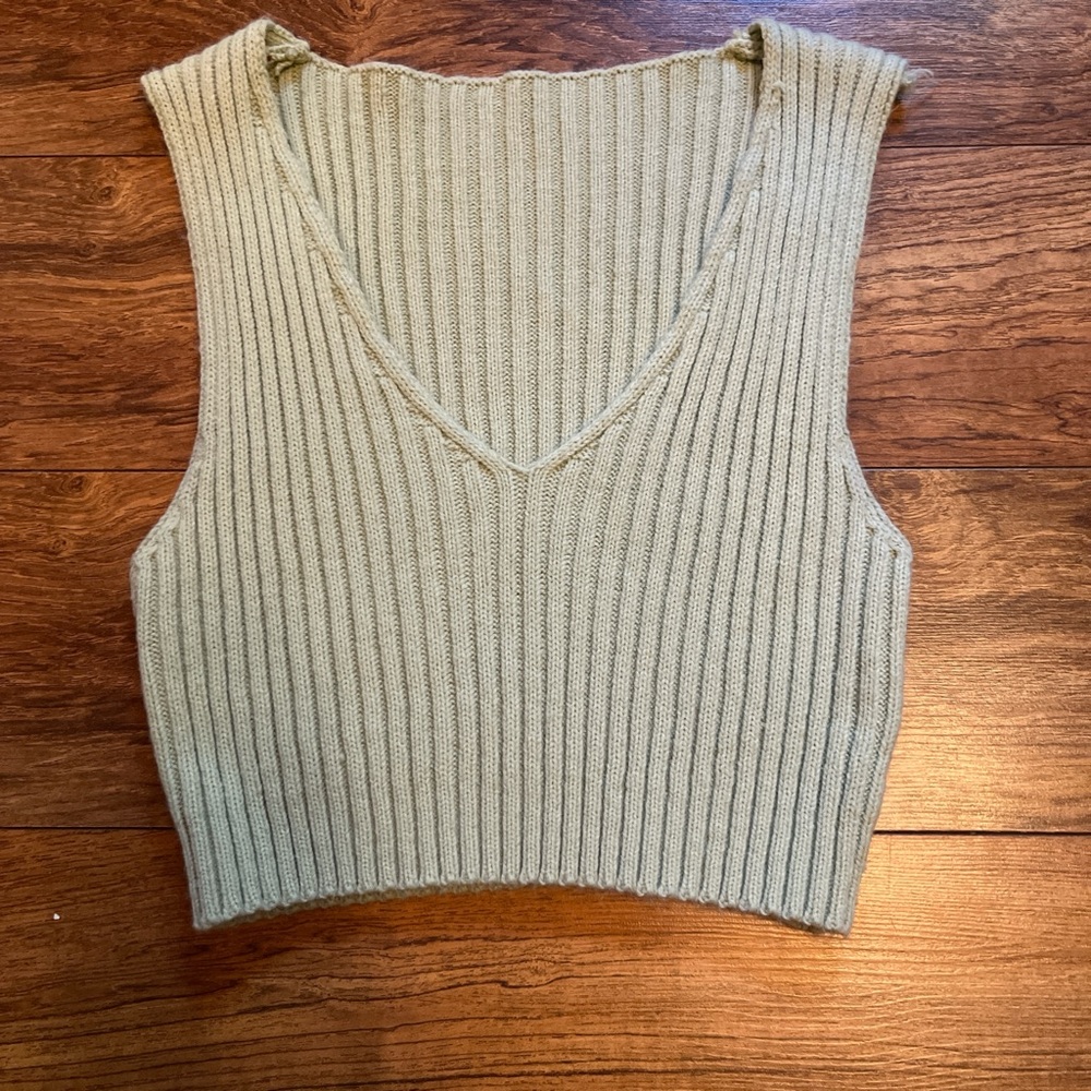 Light Green Ribbed Crop Top